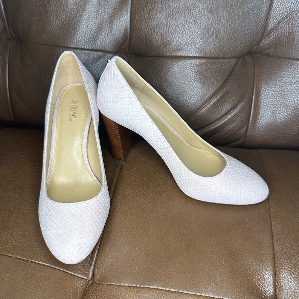 Michael Kors Pumps